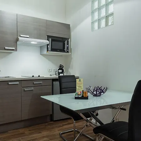 Florella Marceau Apartment *