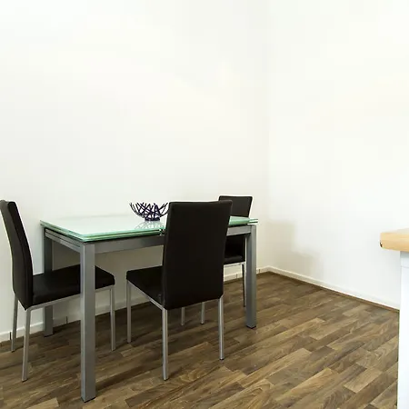 弗勒拉玛赛公寓酒店 * 戛纳